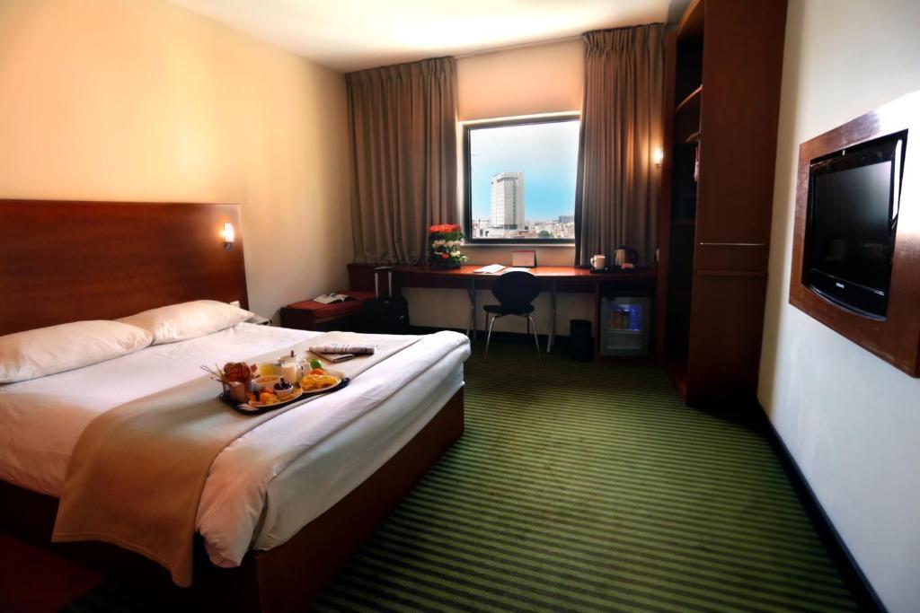 Ibis Amman Hotell Exteriör bild