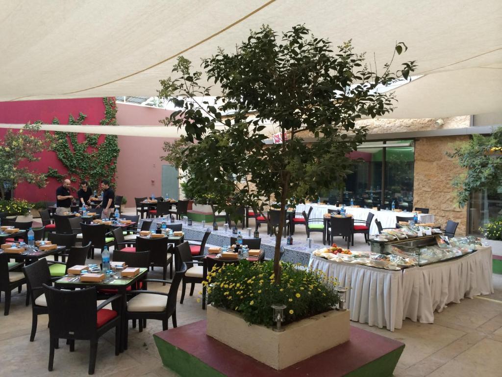 Ibis Amman Hotell Exteriör bild